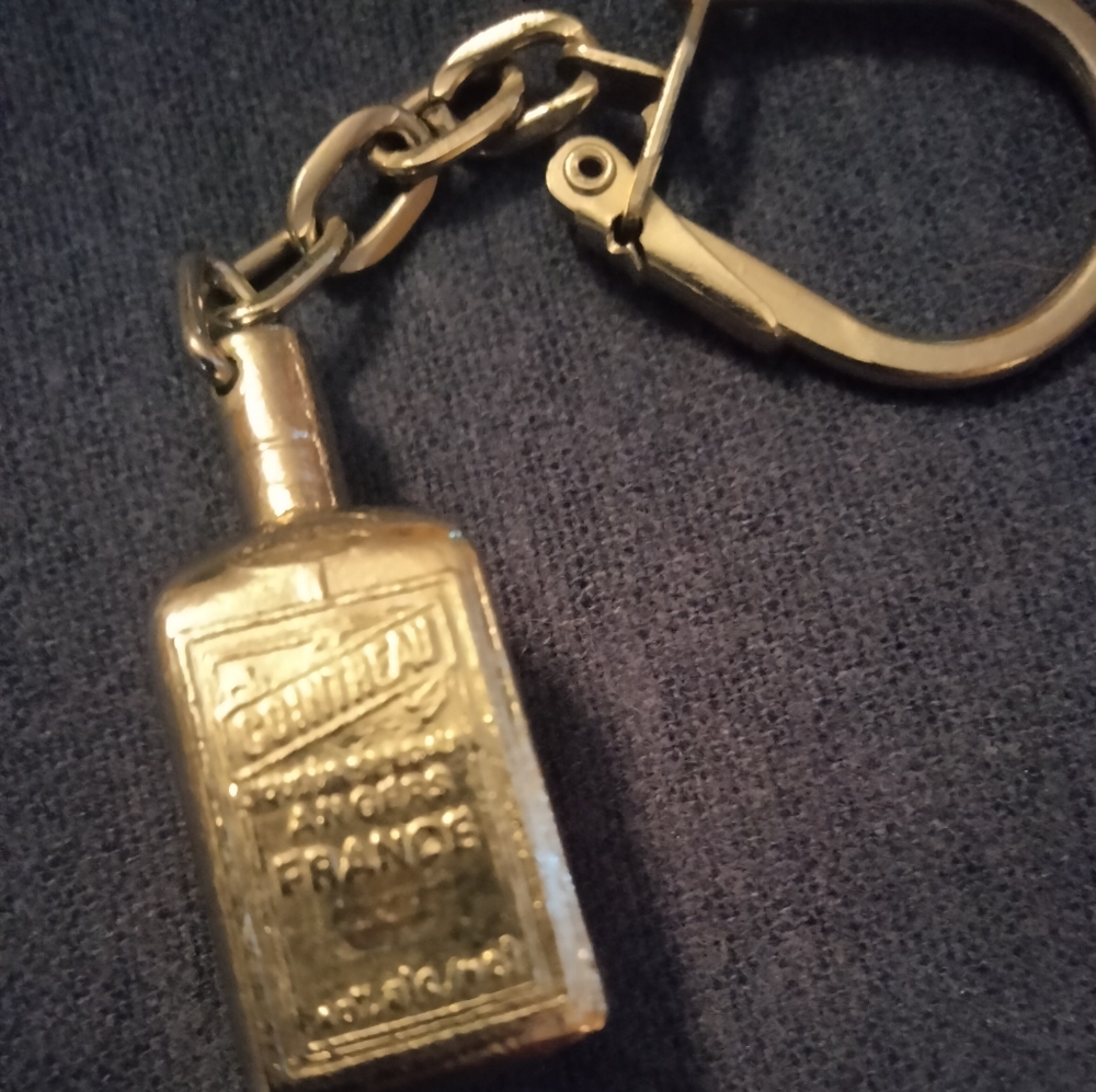 3 for💲25🌟silver-tone Cointreau key-chain bag charm liquor bottle alchohol